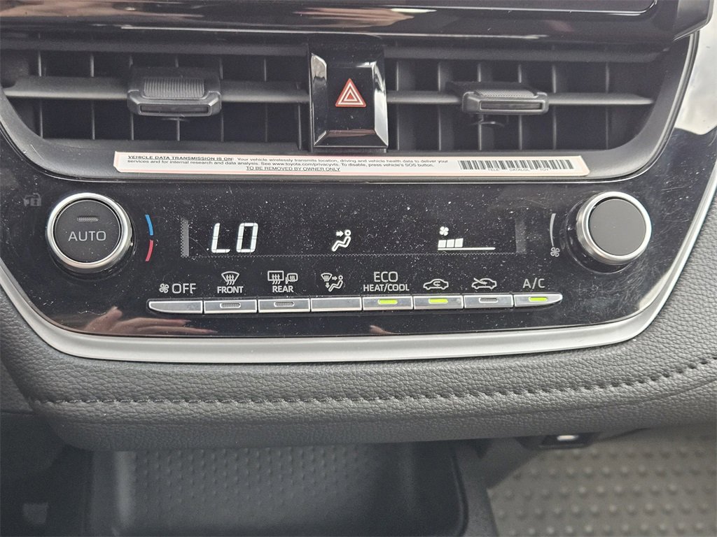 Used 2024 Toyota Corolla SE image 16