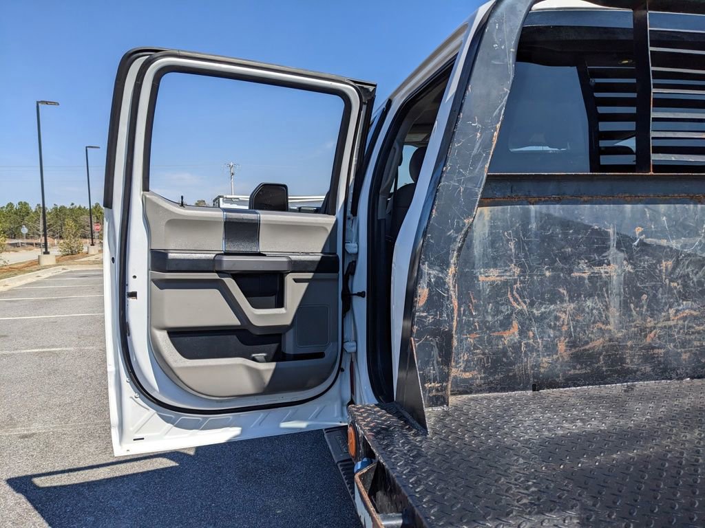 Used 2020 Ford F350 XLT image 45