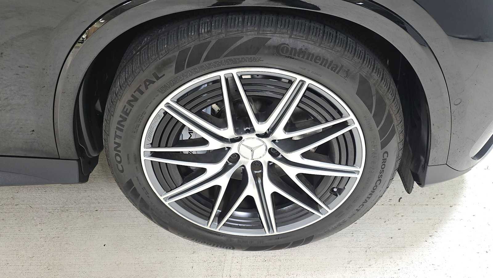 Certified 2024 Mercedes-Benz GLC 43 AMG AMG GLC 43 image 9