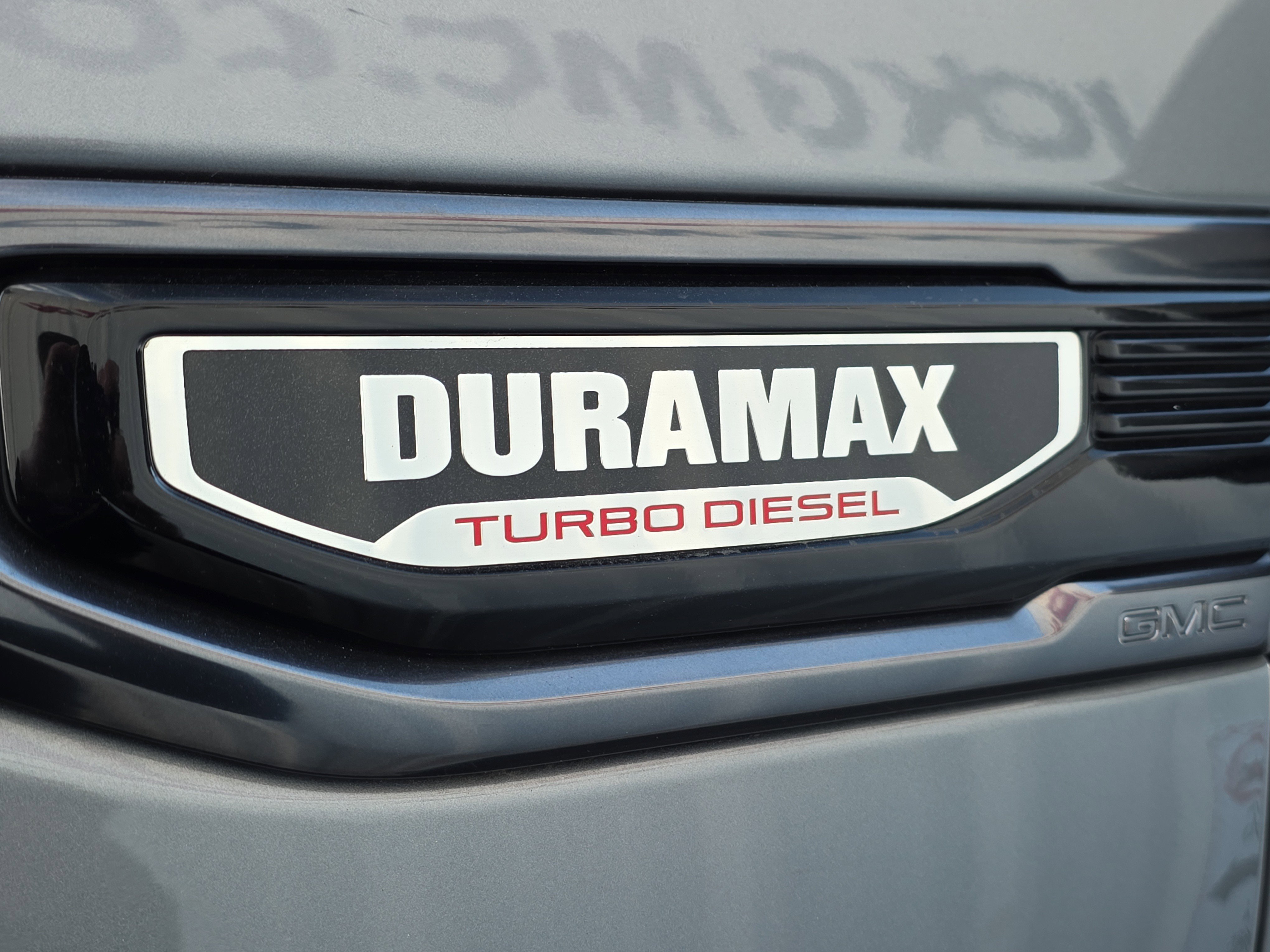 Used 2024 GMC Sierra 1500 AT4 w/ AT4 Preferred Package image 4