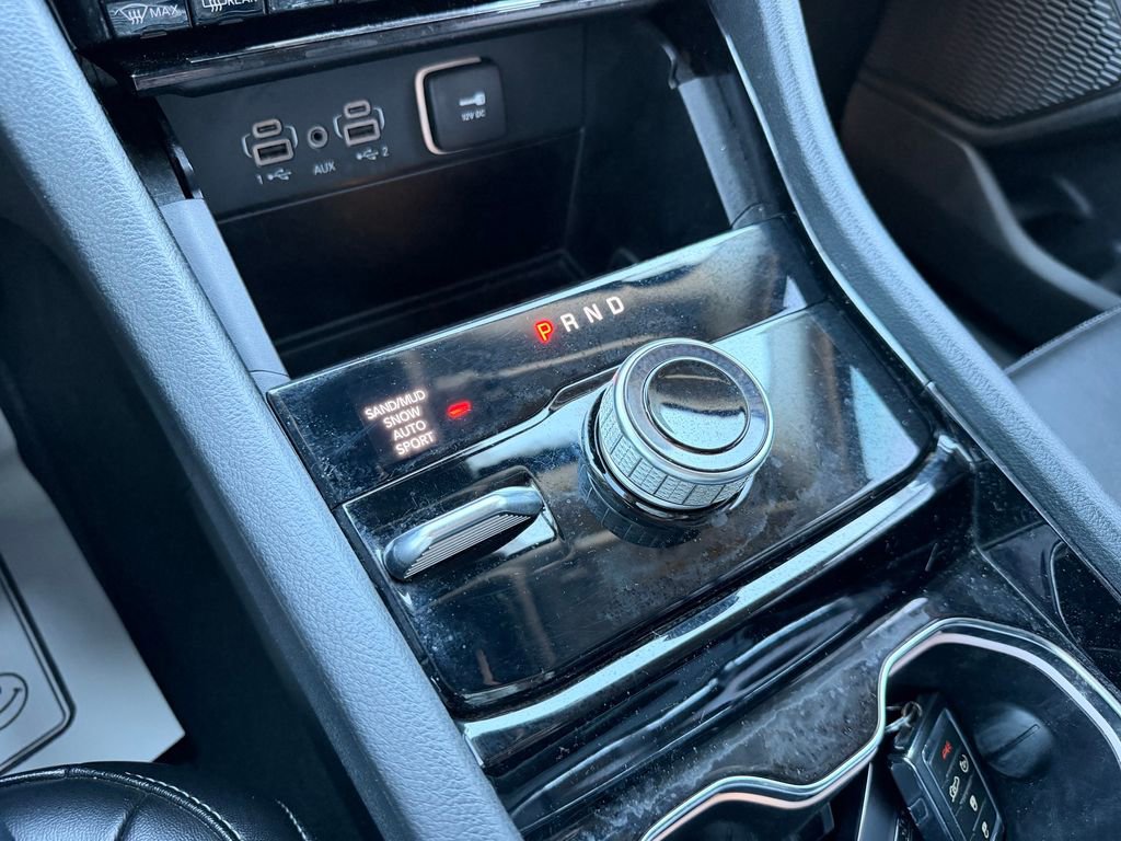 Used 2023 Jeep Grand Cherokee L Limited image 31