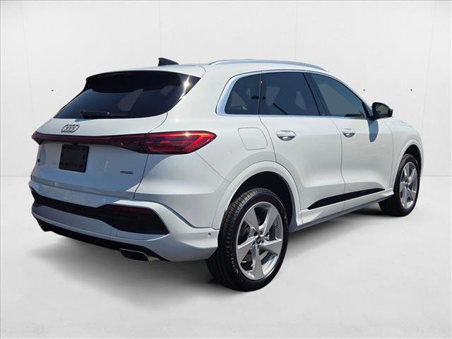 New 2025 Audi Q5 Premium Plus w/ Premium Plus image 2