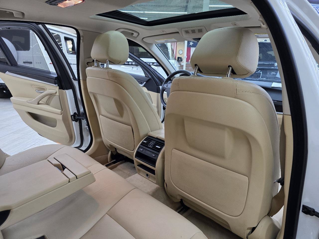 Used 2014 BMW 535i Sedan RWD image 21