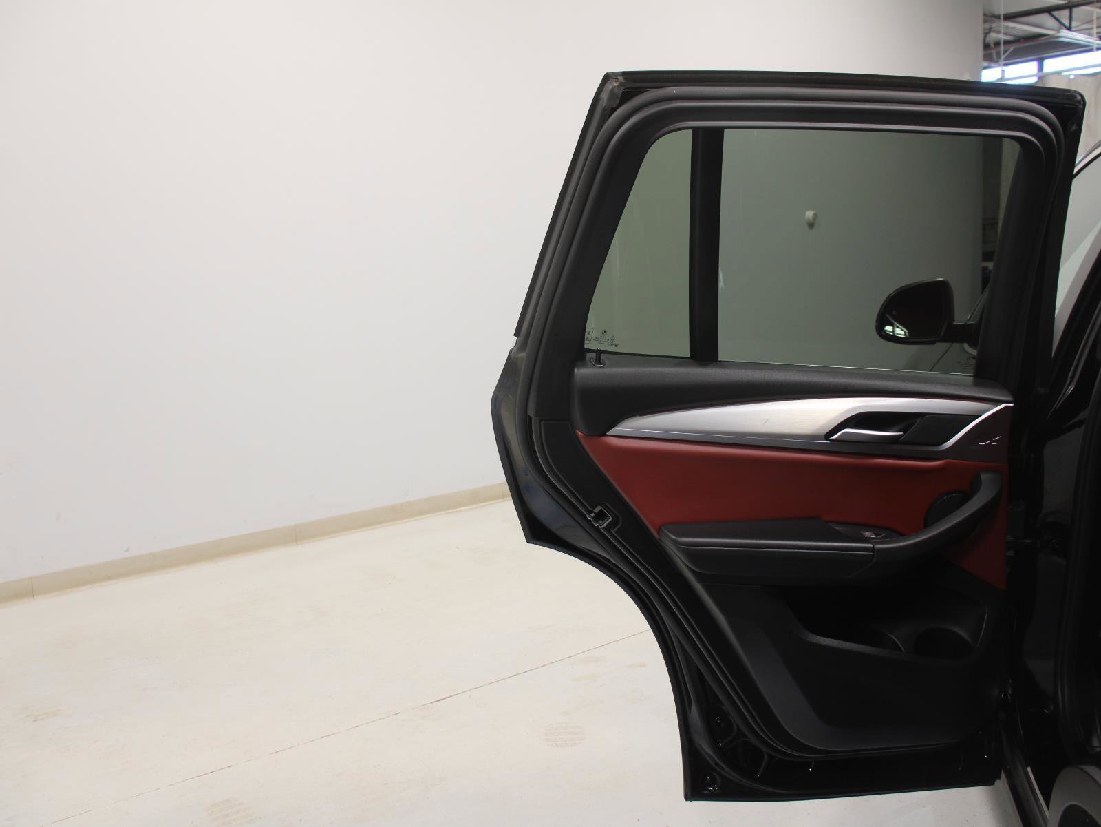 Certified 2023 BMW X3 xDrive30i w/ Convenience Package image 22