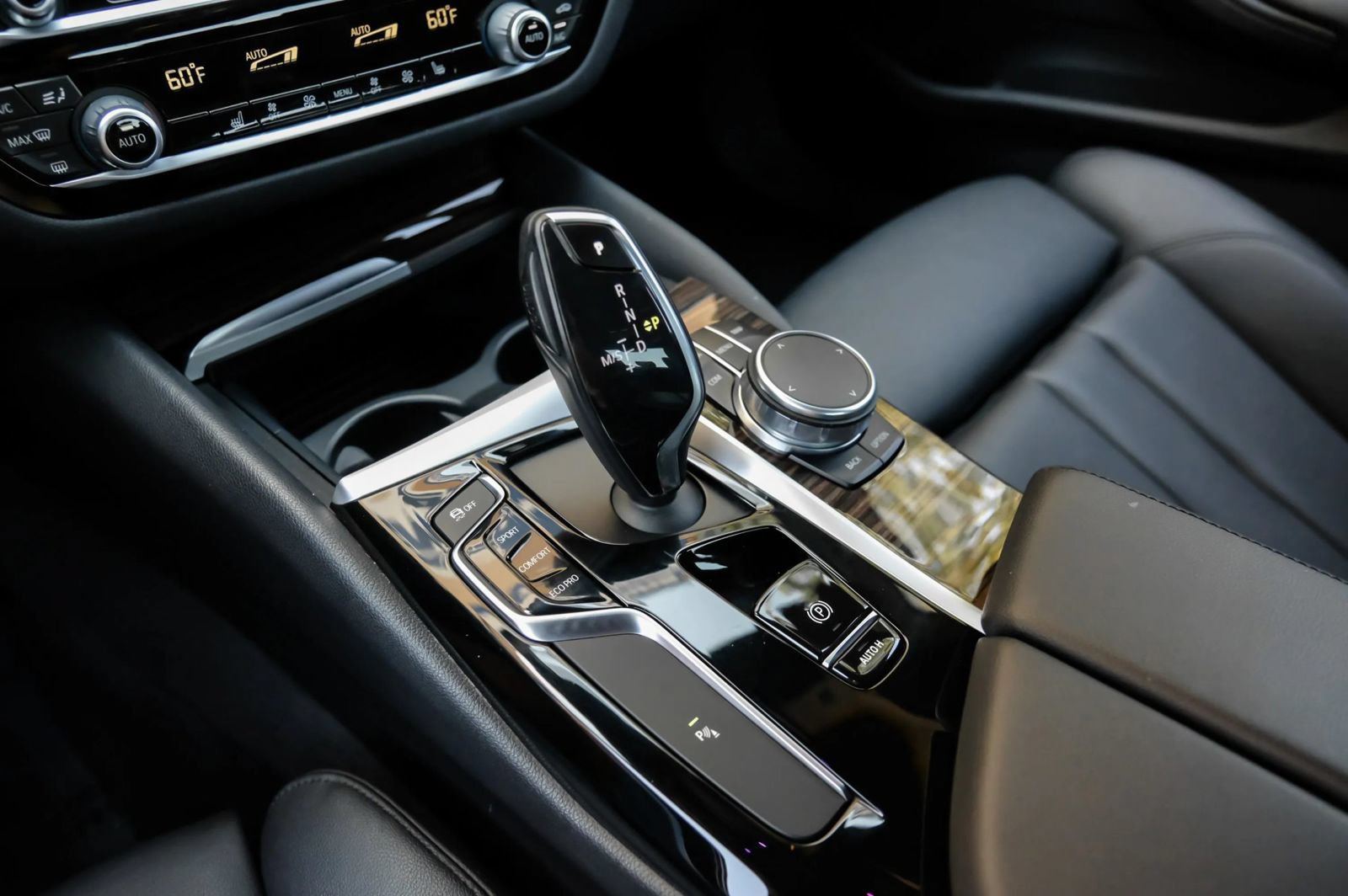 Used 2018 BMW 530i RWD image 29