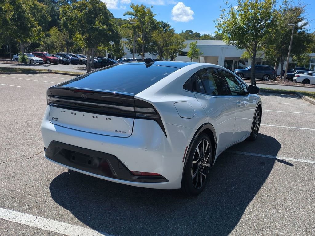 New 2026 Toyota Prius Plug-In Hybrid image 5