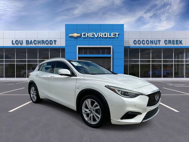 Used 2019 INFINITI QX30 w/ Navigation Package image 1