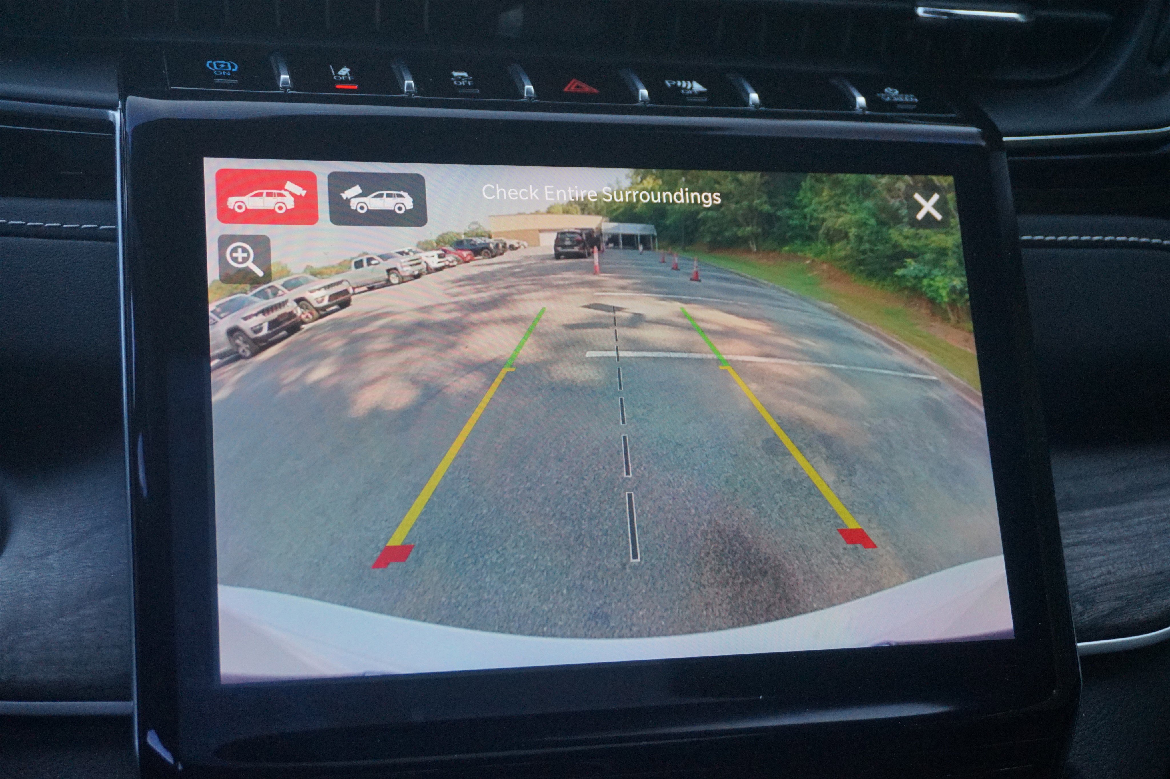 Used 2023 Jeep Grand Cherokee 4WD 4xe w/ Luxury Tech Group II image 29