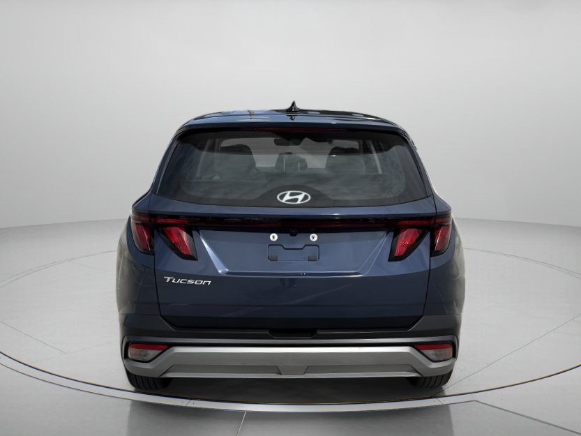 Used 2025 Hyundai Tucson SE FWD image 4