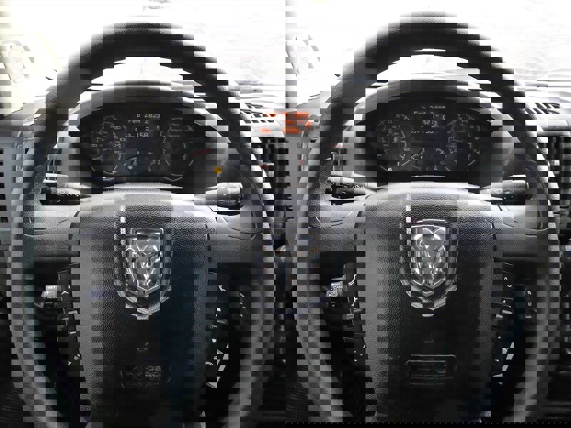 Used 2017 RAM ProMaster 3500 w/ Premium Appearance Group image 11