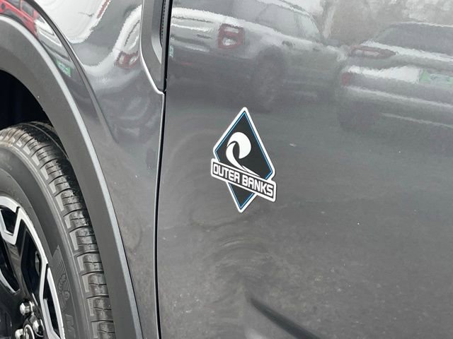 New 2025 Ford Bronco Sport Outer Banks w/ Topo Graphic Package image 6