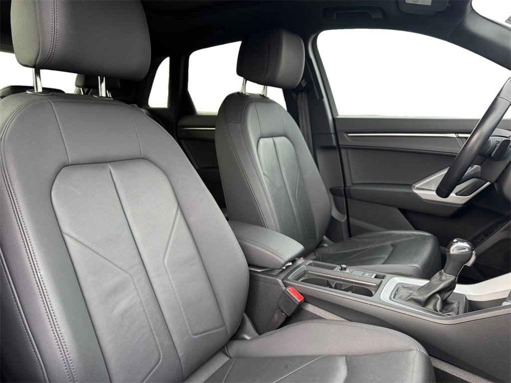 Used 2023 Audi Q3 2.0T Premium image 15