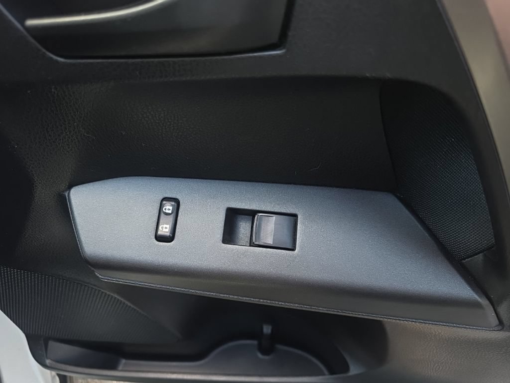 Used 2018 Toyota RAV4 LE w/ All Weather Liner Package FWD image 31