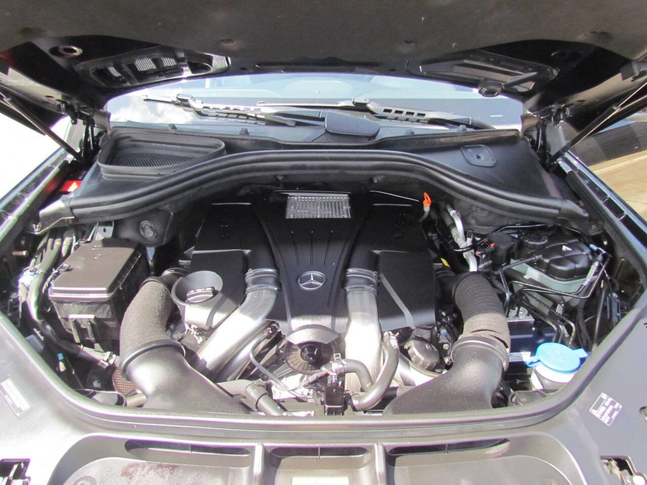 Used 2013 Mercedes-Benz GL 450 4MATIC image 24