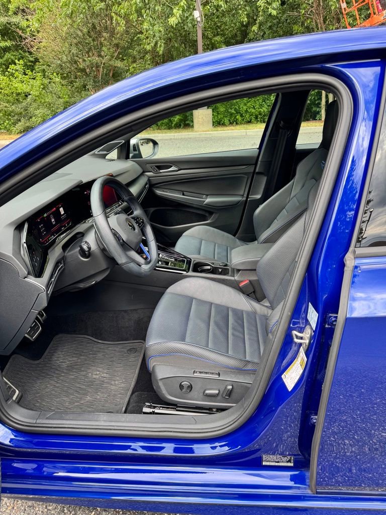 Used 2023 Volkswagen Golf R AWD/4WD image 17