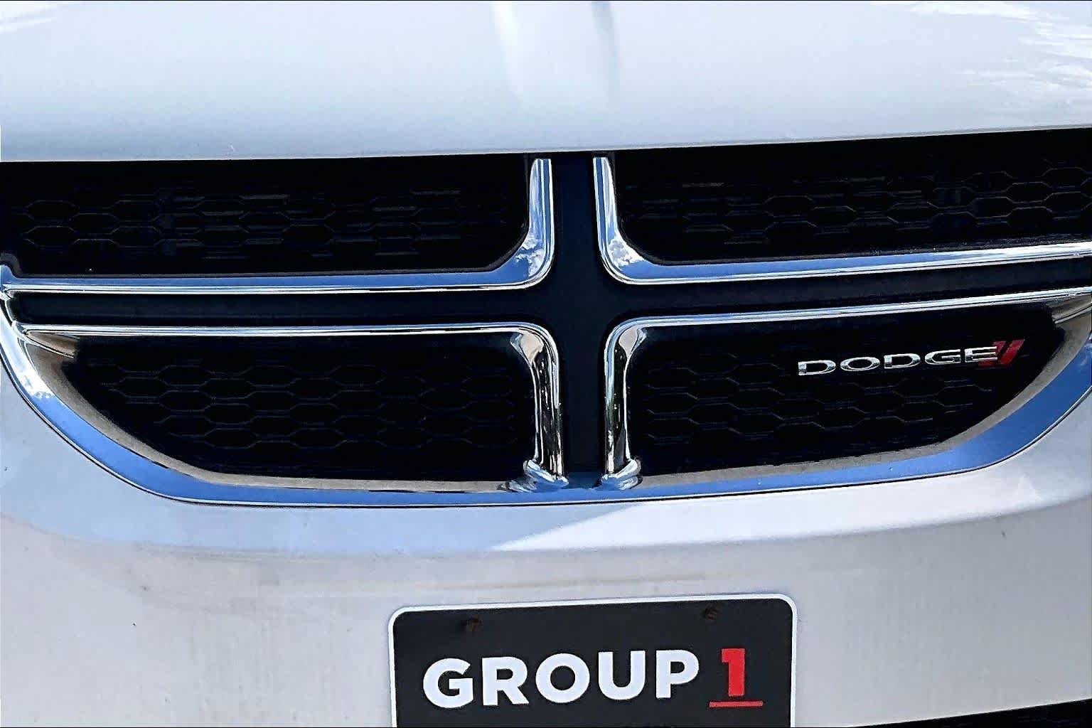 Used 2016 Dodge Grand Caravan SE FWD image 29