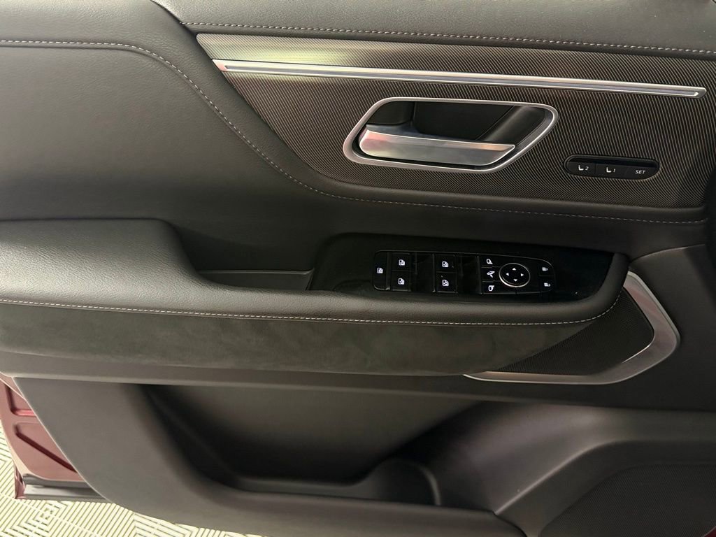 Used 2025 INFINITI QX80 Luxe RWD image 24