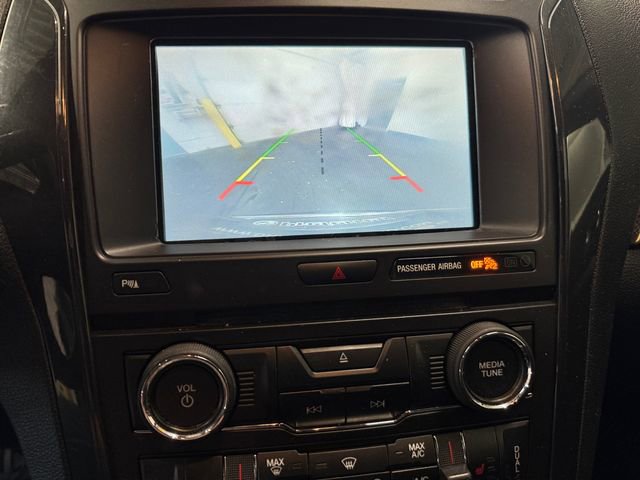 Used 2018 Ford Explorer XLT w/ Equipment Group 202A AWD/4WD image 15