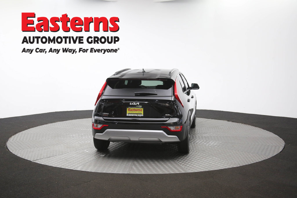Used 2024 Kia Niro LX FWD image 38