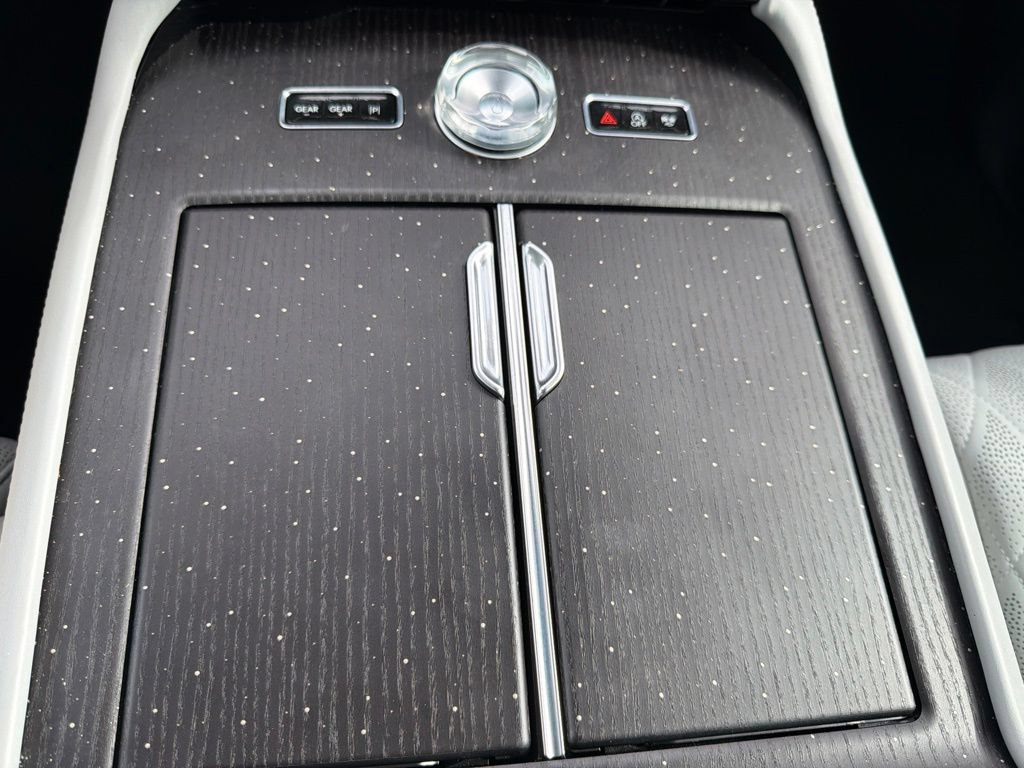Used 2025 Lincoln Navigator L Black Label w/ Black Label Special Edition AWD/4WD image 40