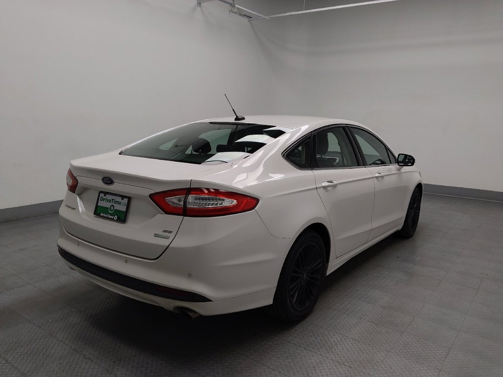 Used 2016 Ford Fusion SE w/ Equipment Group 202A FWD image 9
