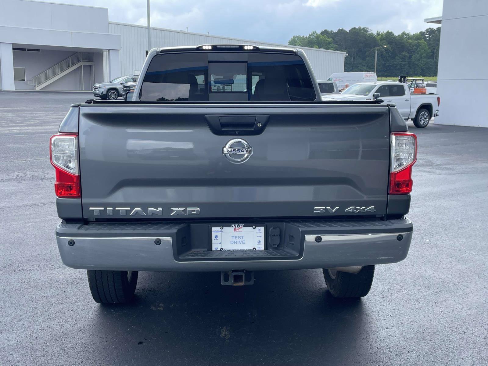 Used 2016 Nissan Titan SV AWD/4WD image 4