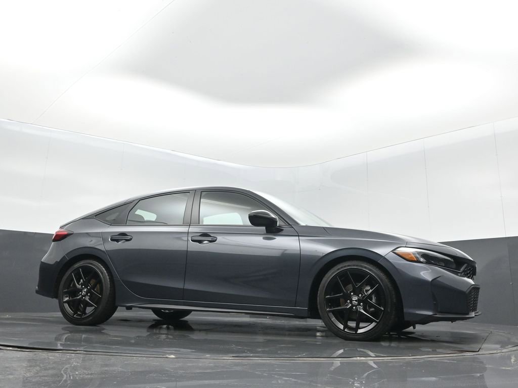 Used 2025 Honda Civic Sport image 29