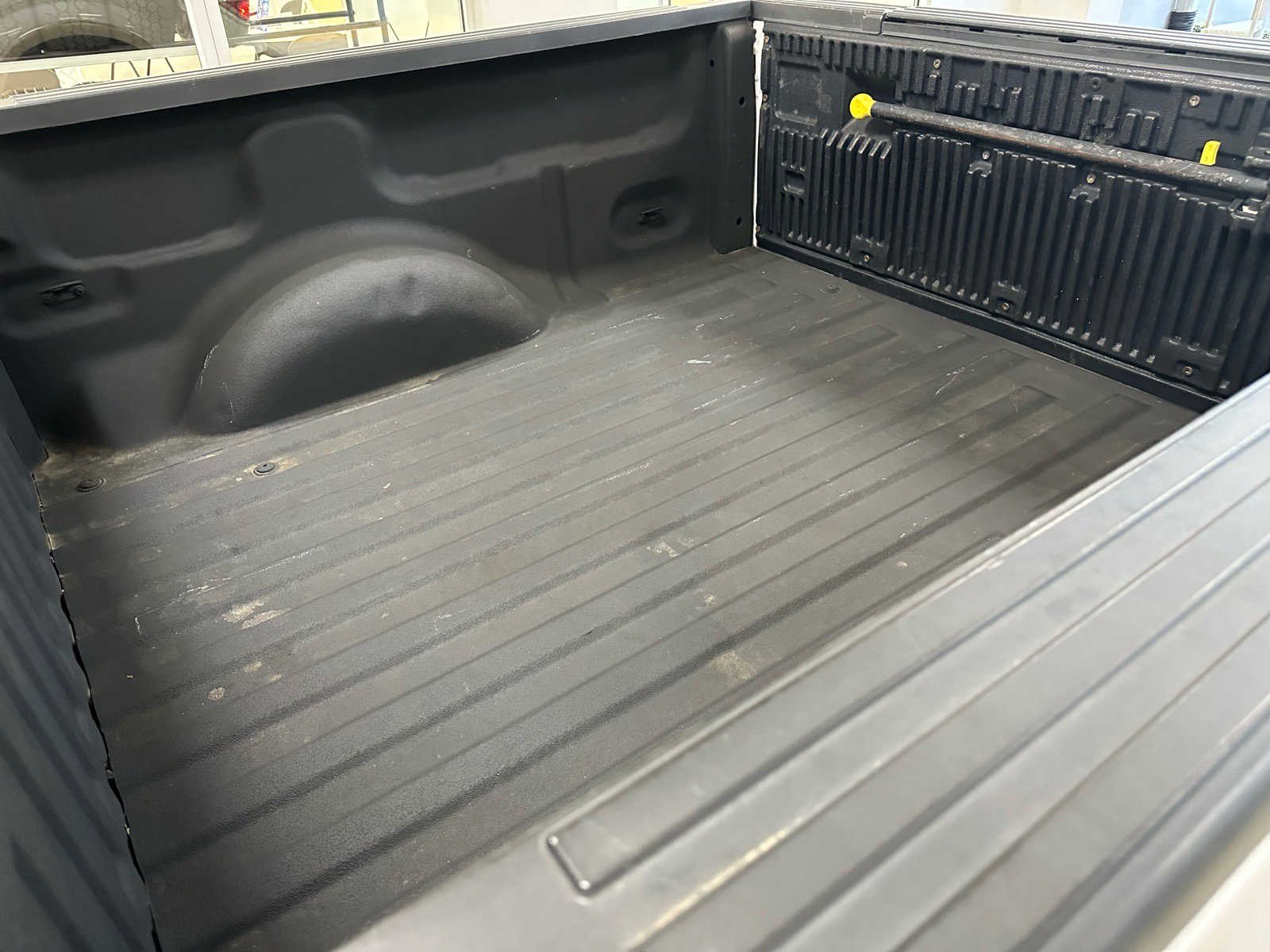 Used 2014 Ford F150 Lariat w/ Equipment Group 501A Mid image 17