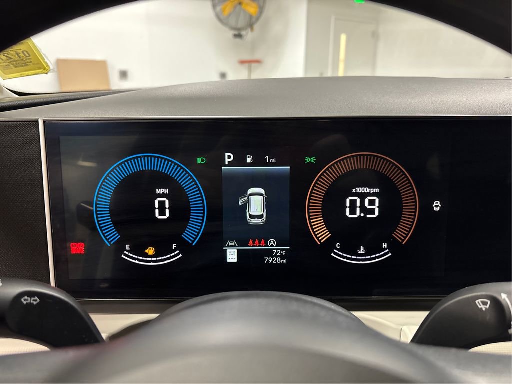 Certified 2025 Hyundai Tucson SE image 21