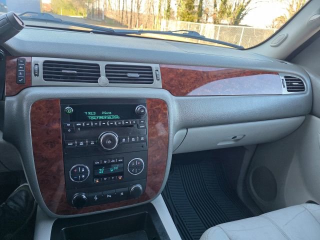 Used 2011 Chevrolet Suburban LT w/ Luxury Package image 13