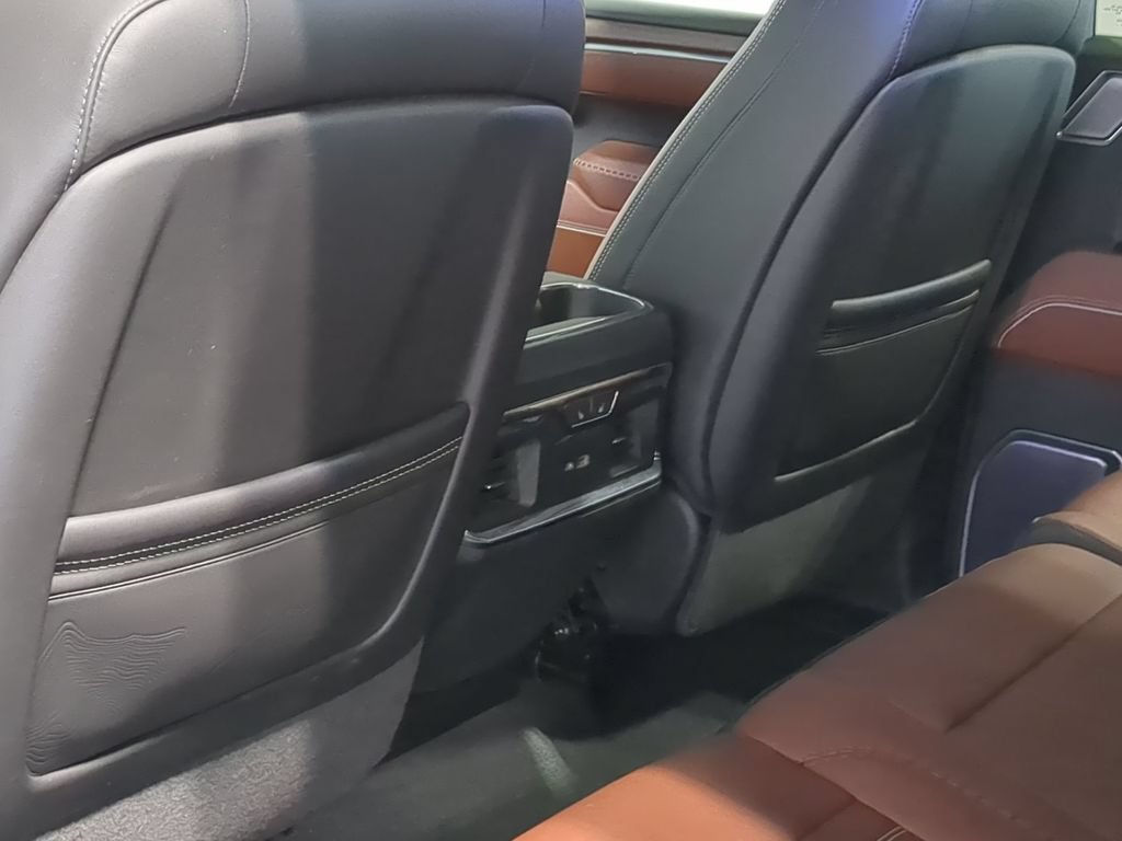 Used 2023 GMC Sierra 1500 Denali Ultimate AWD/4WD image 22