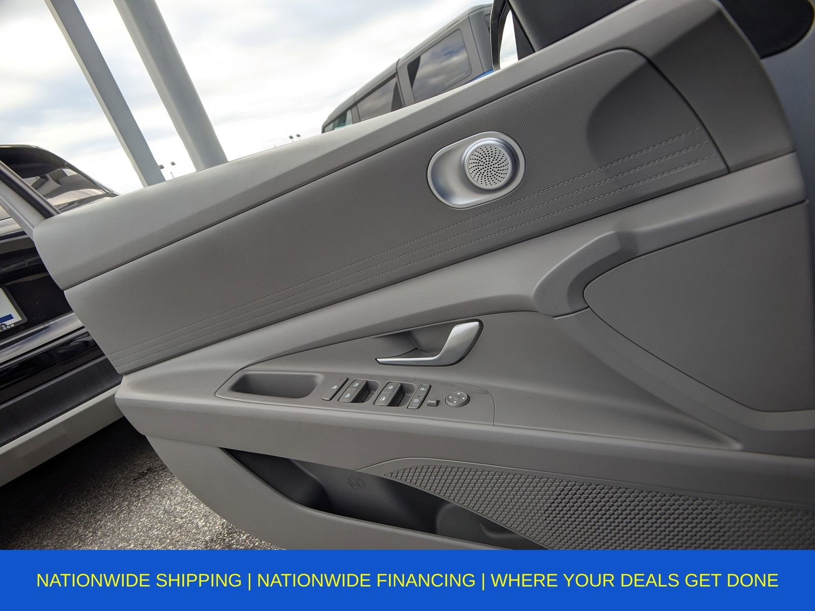 Used 2022 Hyundai Elantra SEL image 28