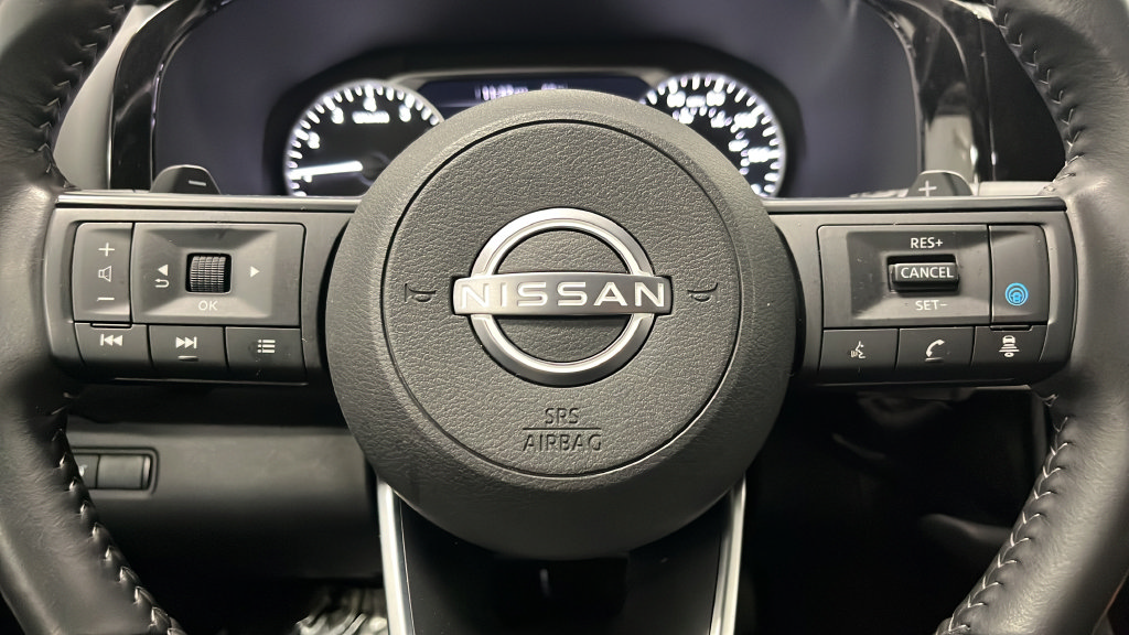 Used 2025 Nissan Pathfinder SV w/ Cargo Package AWD/4WD image 15