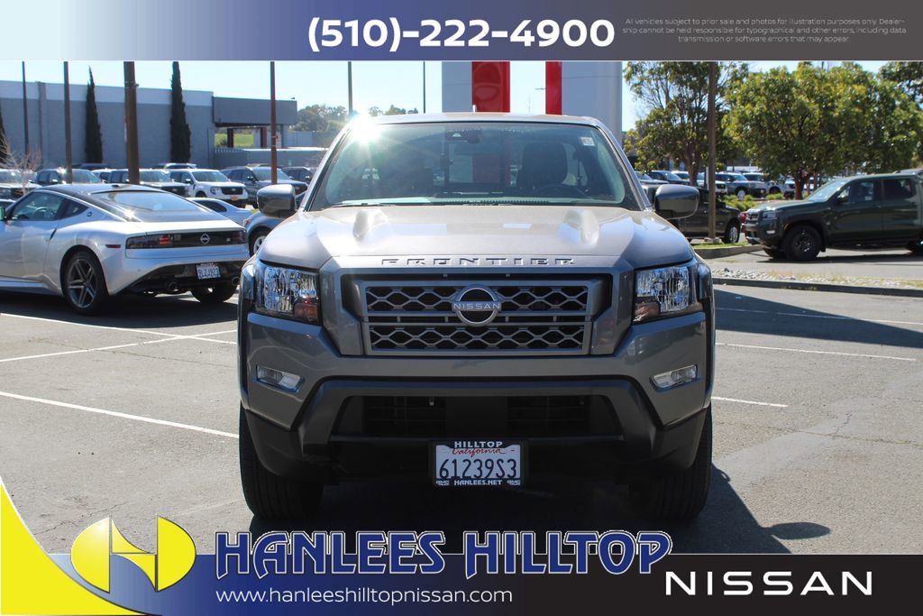 Used 2023 Nissan Frontier SV w/ SV Convenience Package image 4