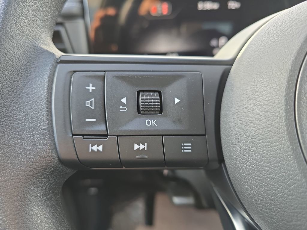 New 2026 Nissan Kicks SV w/ Cold Weather Package FWD image 20