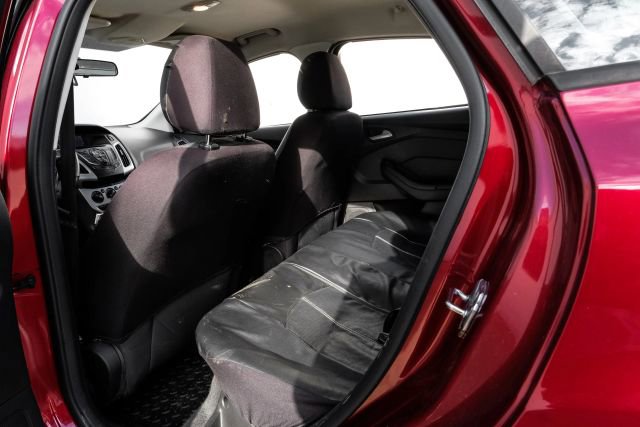 Used 2013 Ford Focus SE image 32