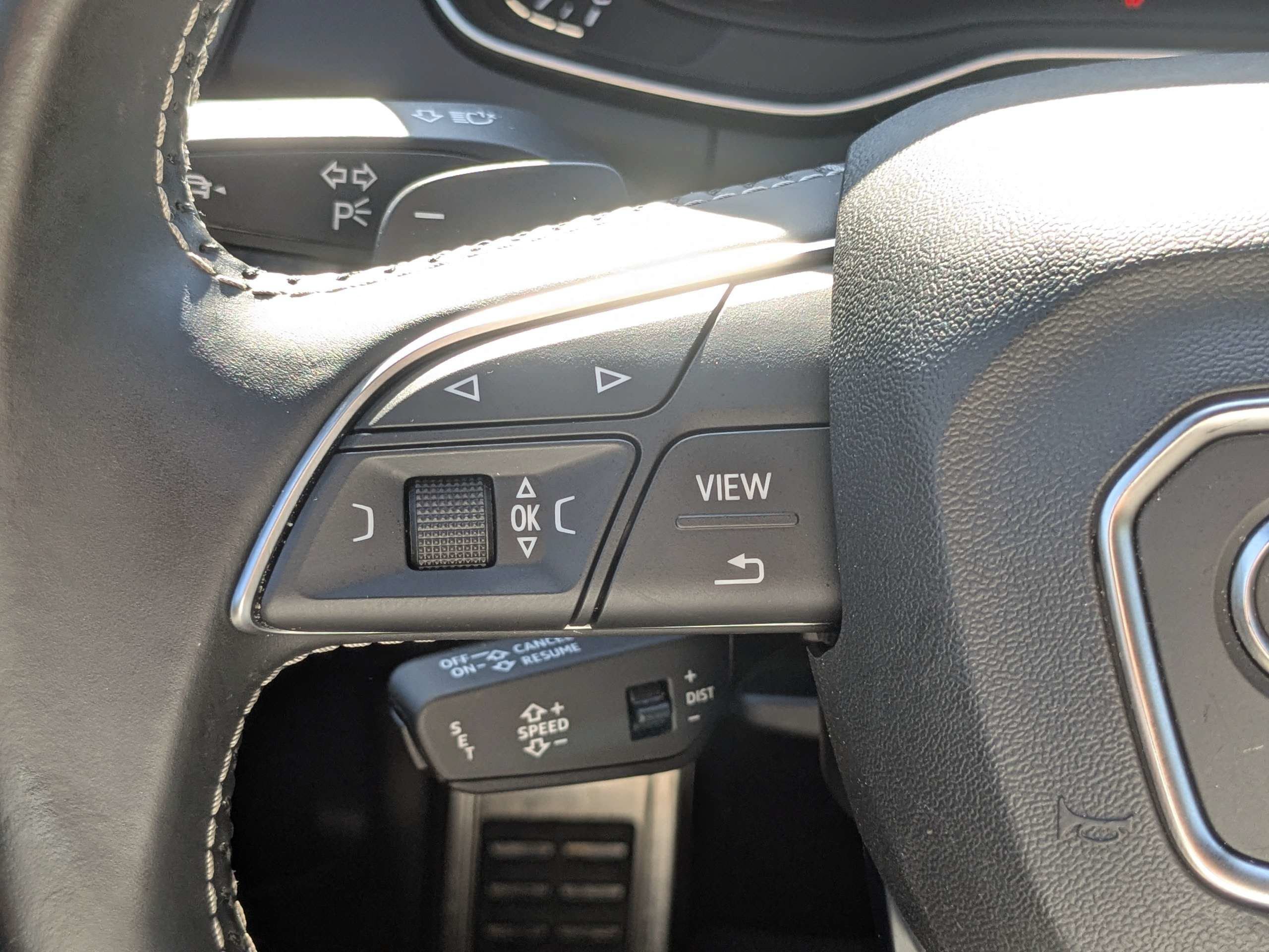 Used 2018 Audi SQ5 Prestige AWD/4WD image 32