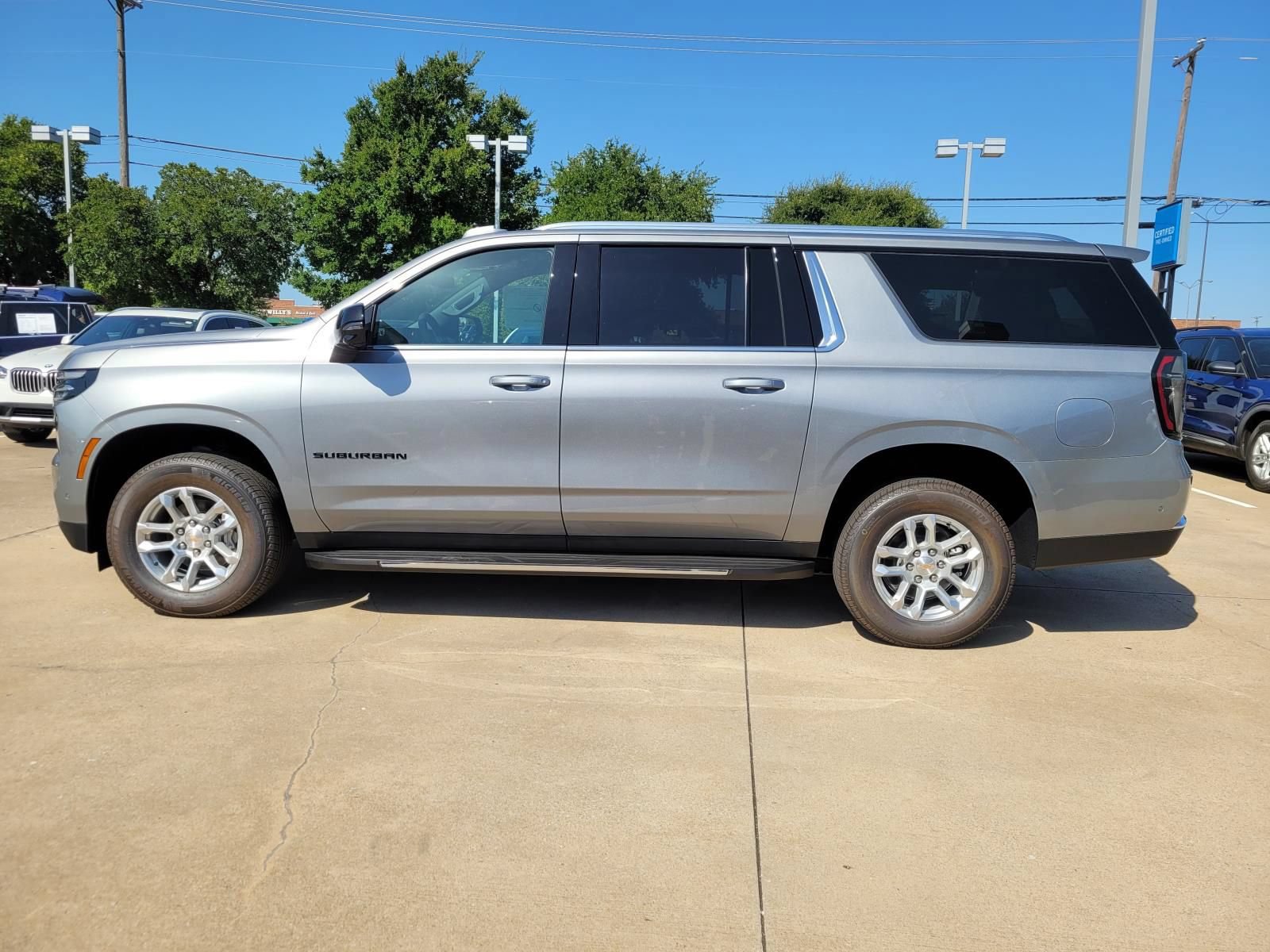 New 2026 Chevrolet Suburban LT w/ Comfort Package RWD image 2