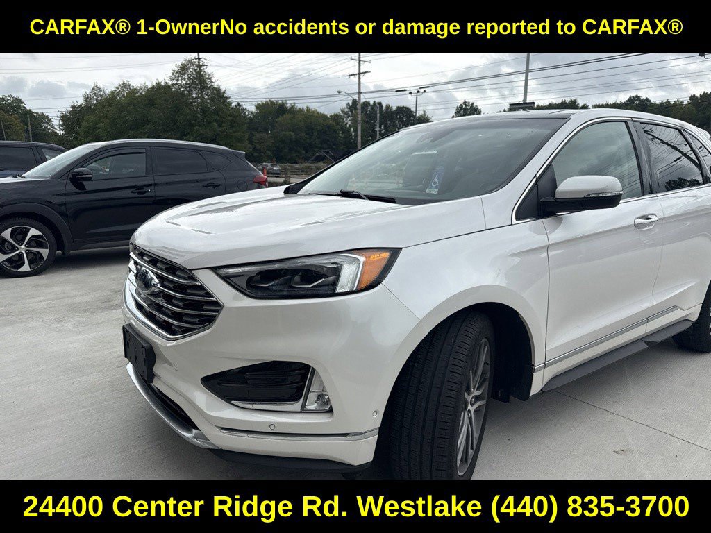 Used 2019 Ford Edge Titanium AWD/4WD image 2