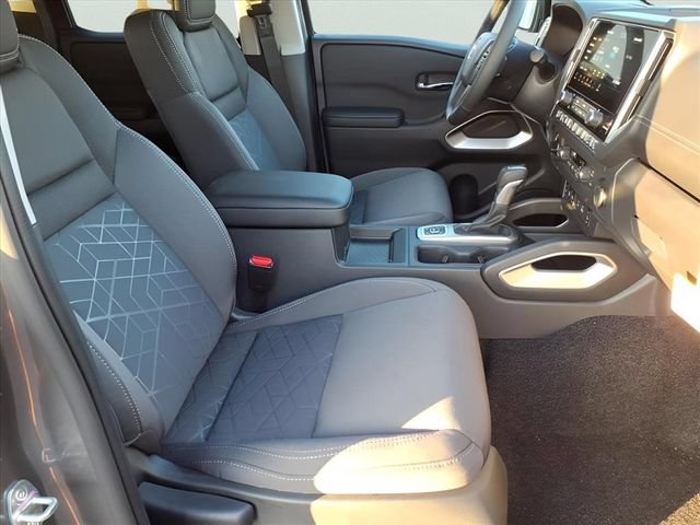 Certified 2026 Nissan Frontier SV w/ All-Weather Content Package AWD/4WD image 18
