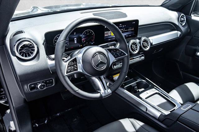 New 2026 Mercedes-Benz GLB 250 4MATIC image 10