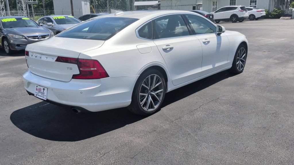 Used 2018 Volvo S90 T5 Momentum w/ Convenience Package FWD image 8