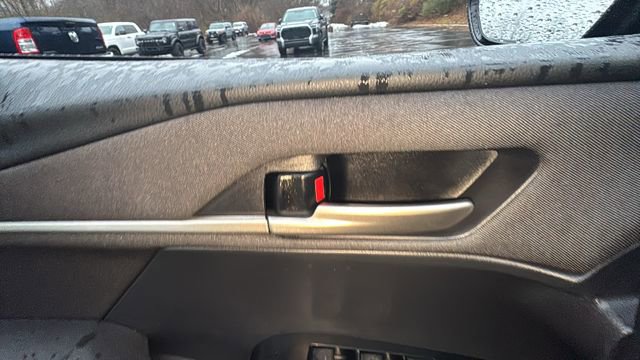 Used 2025 Toyota Camry LE image 14