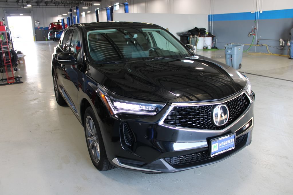 Used 2023 Acura RDX w/ Technology Package AWD/4WD image 3