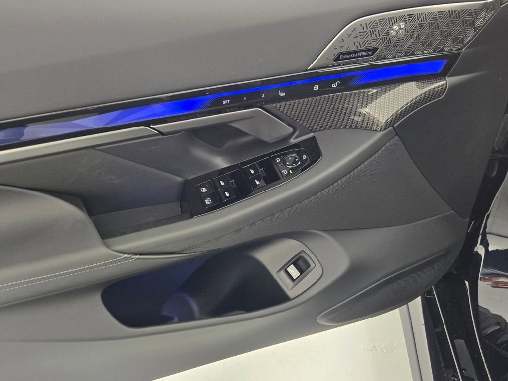 New 2026 BMW M5 w/ Executive Package image 15