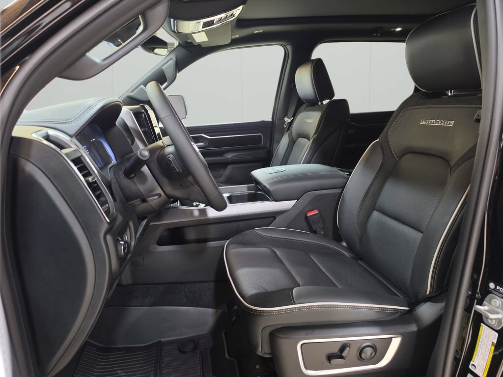 New 2027 RAM 1500 Laramie w/ Night Edition AWD/4WD image 13