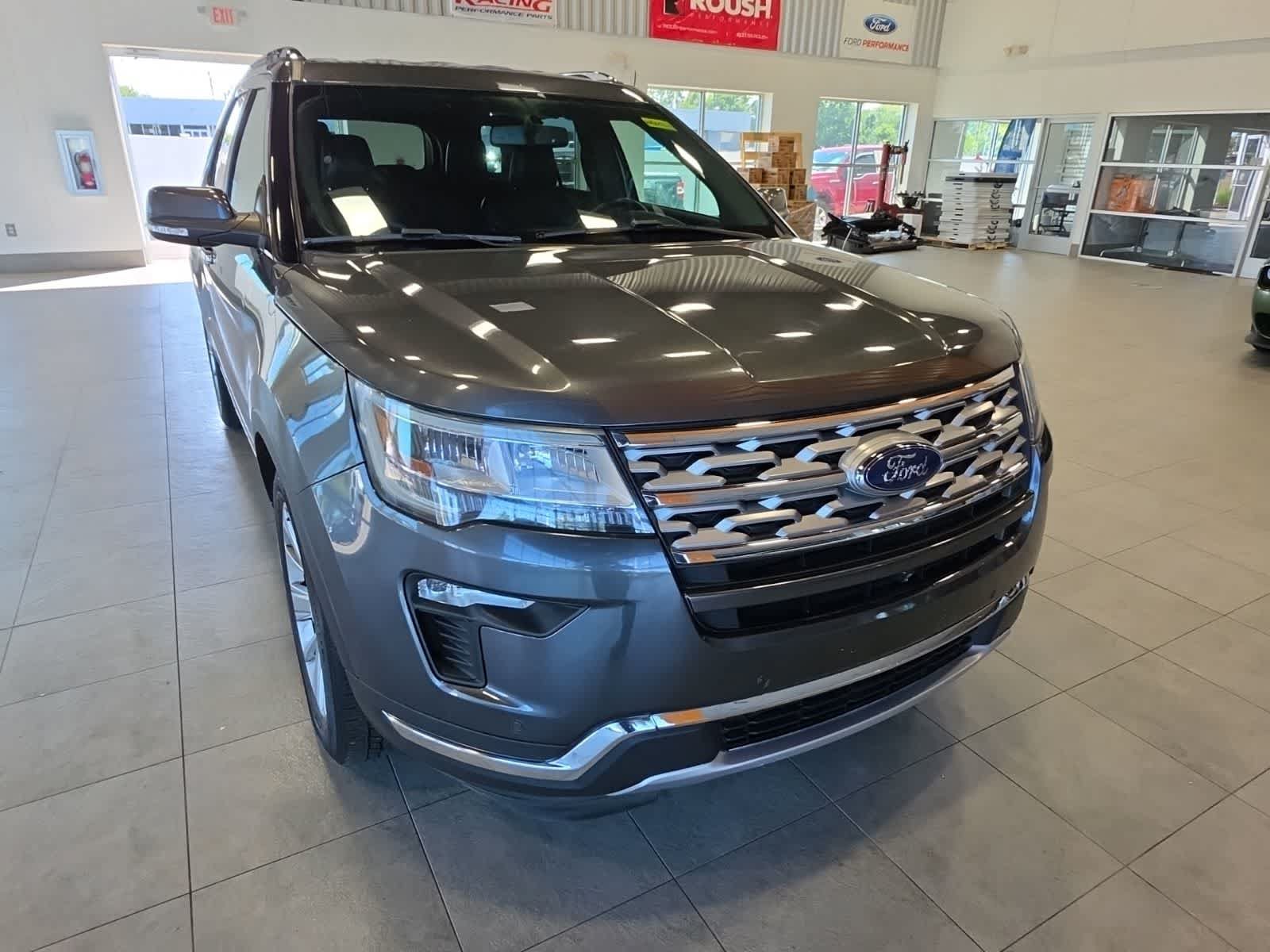 Used 2019 Ford Explorer Limited w/ Class III Trailer Tow Package FWD image 4