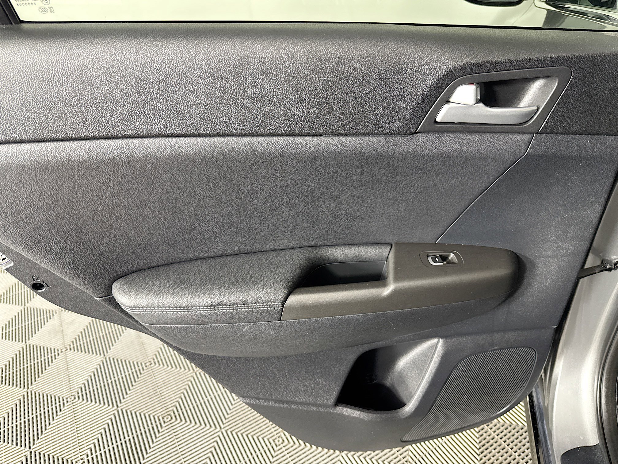 Used 2020 Kia Sportage S FWD image 24