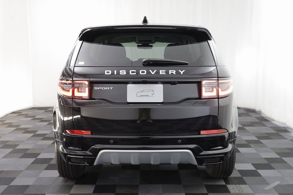 New 2025 Land Rover Discovery Sport S image 17
