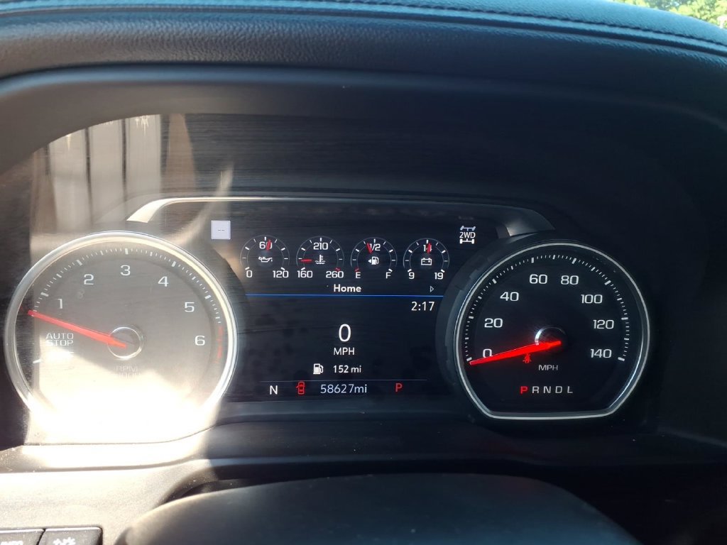 Used 2022 Chevrolet Silverado 1500 LTZ w/ Technology Package AWD/4WD image 8